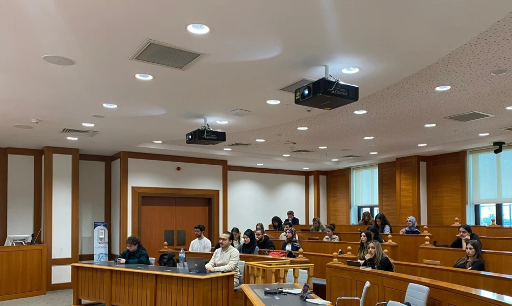 Koç Üniversitesi Hukuk Fakültesi'nde "Temel Tahkim Eğitimi"